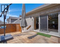 227 CHESTNUT HILL Crescent - 37