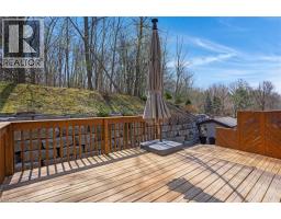 227 CHESTNUT HILL Crescent - 38