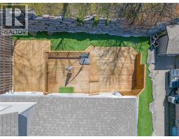 227 CHESTNUT HILL Crescent - 44