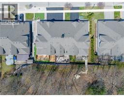 227 CHESTNUT HILL Crescent - 45