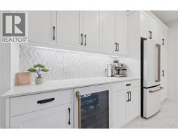 213 FALLOWFIELD Drive - 16