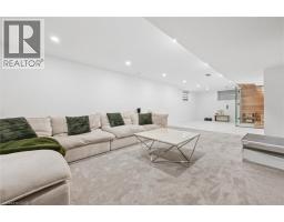 213 FALLOWFIELD Drive - 32