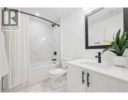 213 FALLOWFIELD Drive - 34