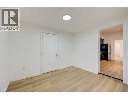 524 SIMCOE Street - 17