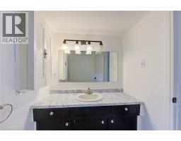 524 SIMCOE Street - 35