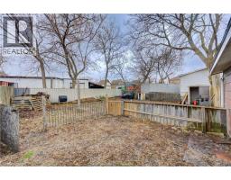 524 SIMCOE Street - 42