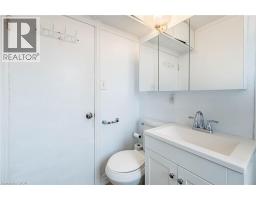 40 N ELLIS Crescent N - 18