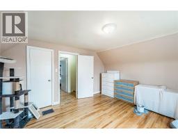 40 N ELLIS Crescent N - 23