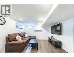 40 N ELLIS Crescent N - 26