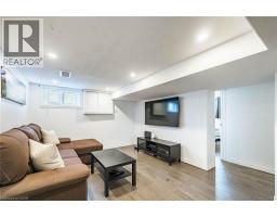 40 N ELLIS Crescent N - 27