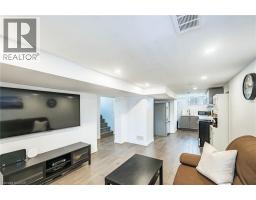 40 N ELLIS Crescent N - 30