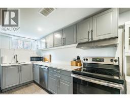 40 N ELLIS Crescent N - 33