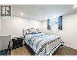 40 N ELLIS Crescent N - 37