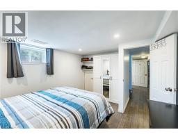 40 N ELLIS Crescent N - 42