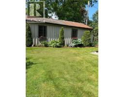 19 RIVERSIDE Drive W - 37