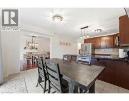 420 ARMSTRONG Street W - 13