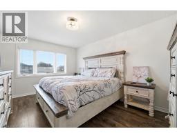 420 ARMSTRONG Street W - 21