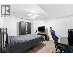 420 ARMSTRONG Street W - 29