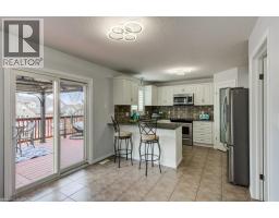 386 FAIRWAY Road - 11