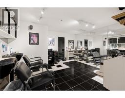 64 FRANCIS Street N - 11