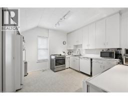 64 FRANCIS Street N - 20