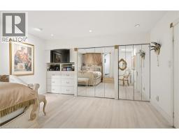 64 FRANCIS Street N - 25