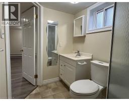 109 MOORE Avenue - 27