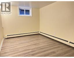 109 MOORE Avenue - 28