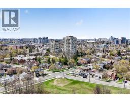 109 MOORE Avenue - 32