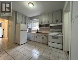 109 MOORE Avenue - 4