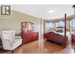 31 WHITE SANDS Court - 18