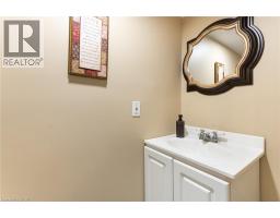 31 WHITE SANDS Court - 29