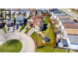 31 WHITE SANDS Court - 36