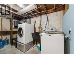 393 NELSON Street - 26