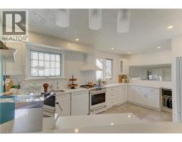 18 RIPLEY Crescent - 12