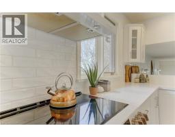 18 RIPLEY Crescent - 13