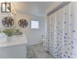 18 RIPLEY Crescent - 28