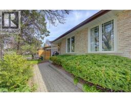 18 RIPLEY Crescent - 3