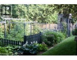 18 RIPLEY Crescent - 41