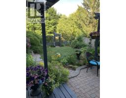 18 RIPLEY Crescent - 45