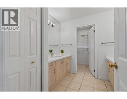 14 HEARTHBRIDGE Street - 32