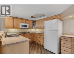 14 HEARTHBRIDGE Street - 37