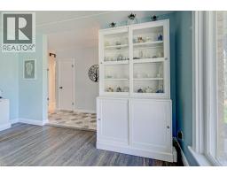 549 DUNBAR Road - 12