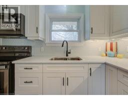 549 DUNBAR Road - 17