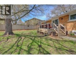 549 DUNBAR Road - 41