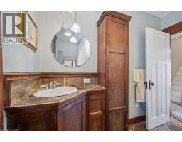 115 ALLEN Street E - 19