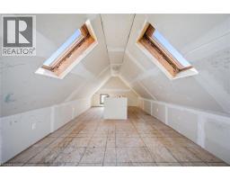 115 ALLEN Street E - 21