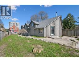 115 ALLEN Street E - 26