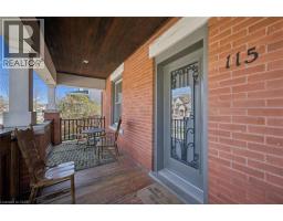 115 ALLEN Street E - 4