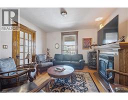 115 ALLEN Street E - 9